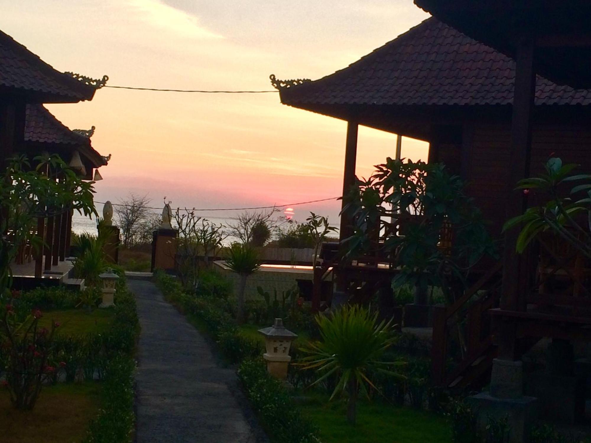 Neo Ulap Bali Villas นูซาเลมโบงัน ภายนอก รูปภาพ